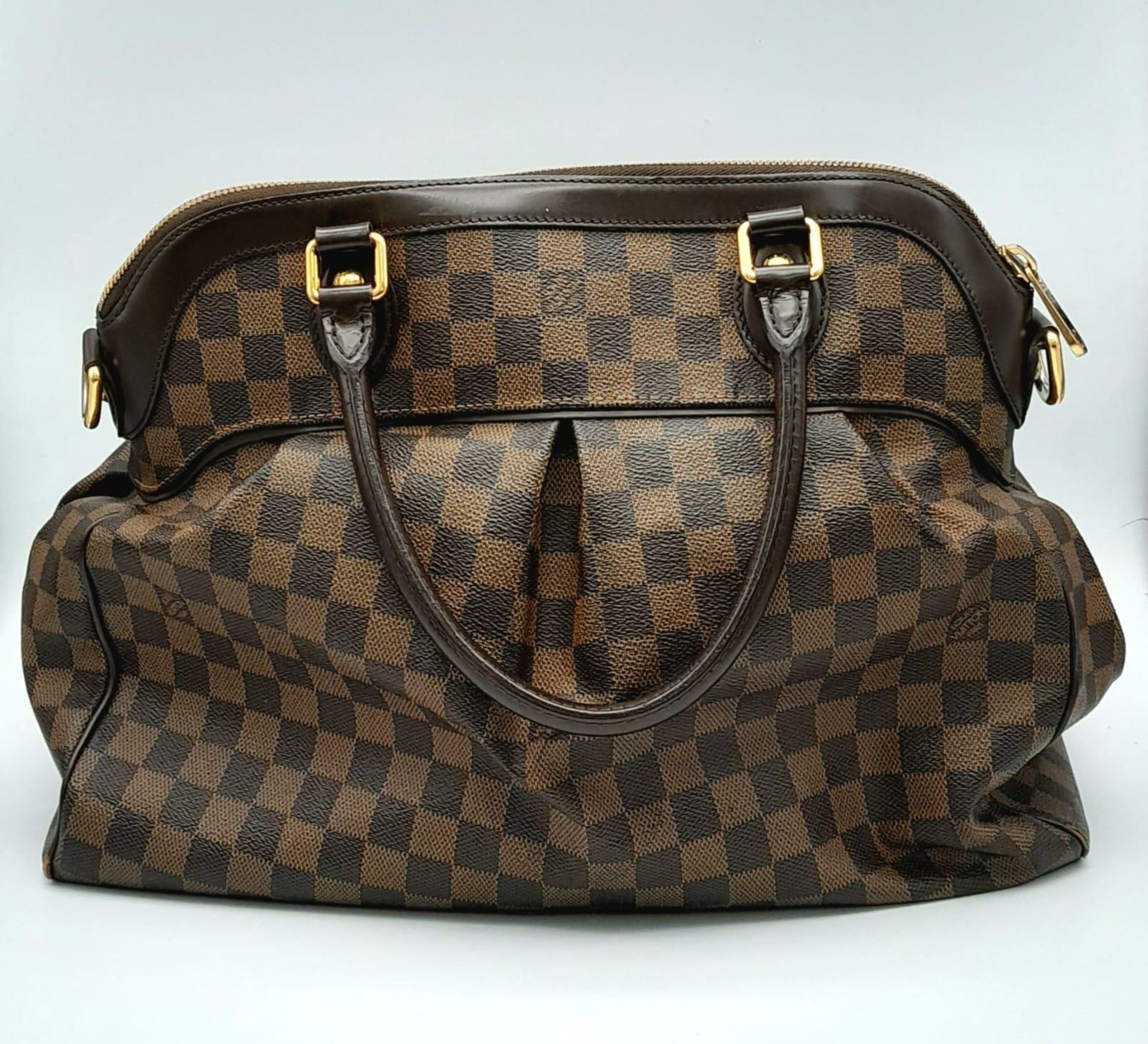 Louis Vuitton Trevi Shoulder Bag GM Damier Canvas. Measurements Base Length: 15.5cm in height, 12.25 - Image 4 of 23