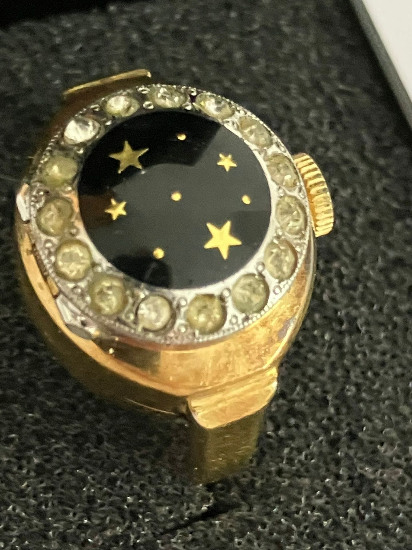 Ladies Beautiful Vintage GOLD PLATED (10 Microns) RITMA RING WATCH. Swiss made having jewelled bezel - Image 4 of 9