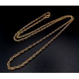 A Delicate 9K Yellow Gold Prince of Wales Link Necklace. 45cm length. 3.52g