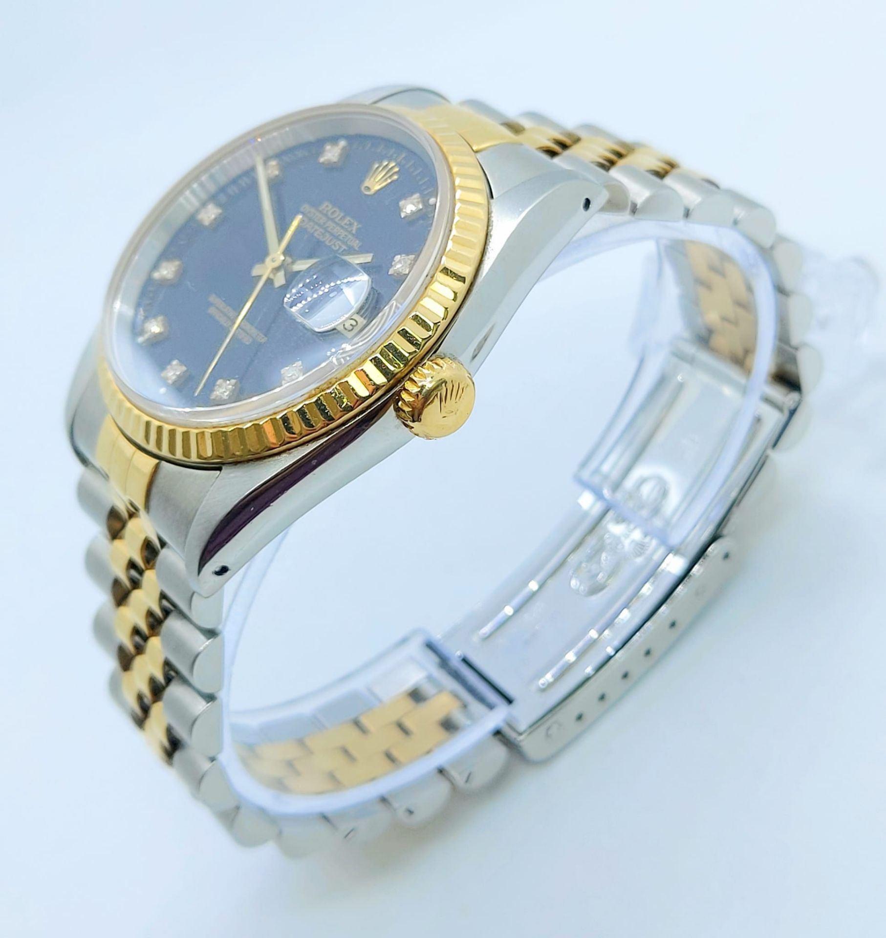 A Bi-Metal Rolex Oyster Perpetual Datejust Gents Diamond Watch. Bi-metal strap and case - 36mm. - Image 5 of 7