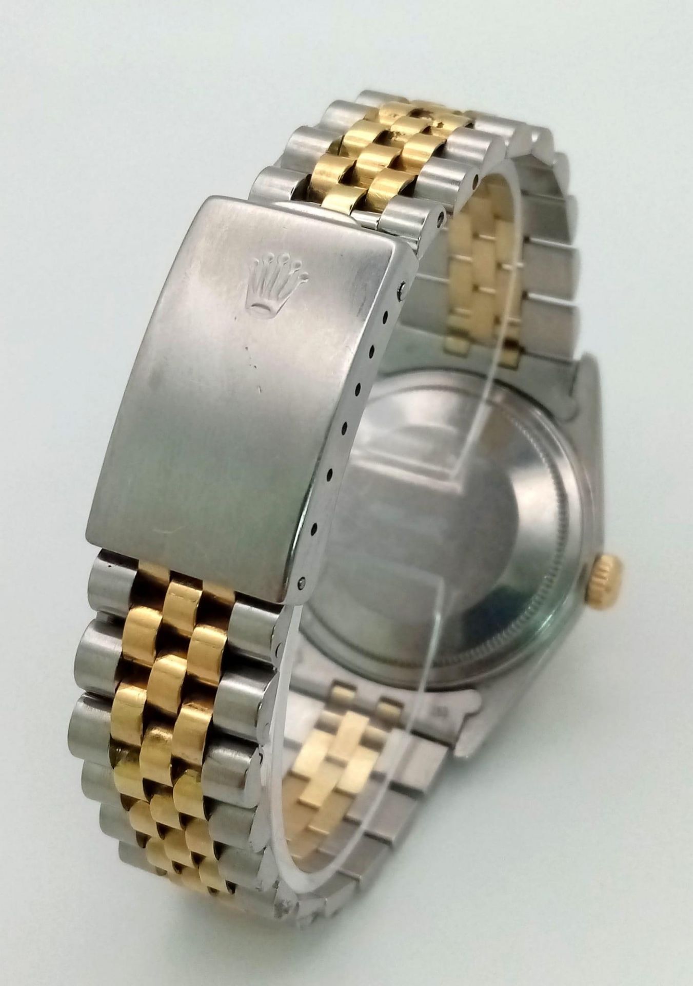 A ROLEX OYSTER PERPETUAL DATEJUST IN BI-METAL WITH GOLDTONE DIAL IN ORIGINAL BOX . 36mm - Image 5 of 10