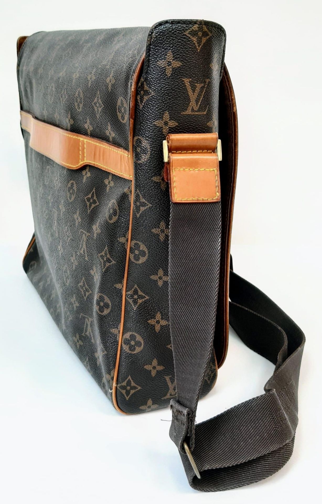 A Louis Vuitton Abbesses Messenger Bag. Monogram canvas exterior with brown leather trim. Sturdy - Image 3 of 7