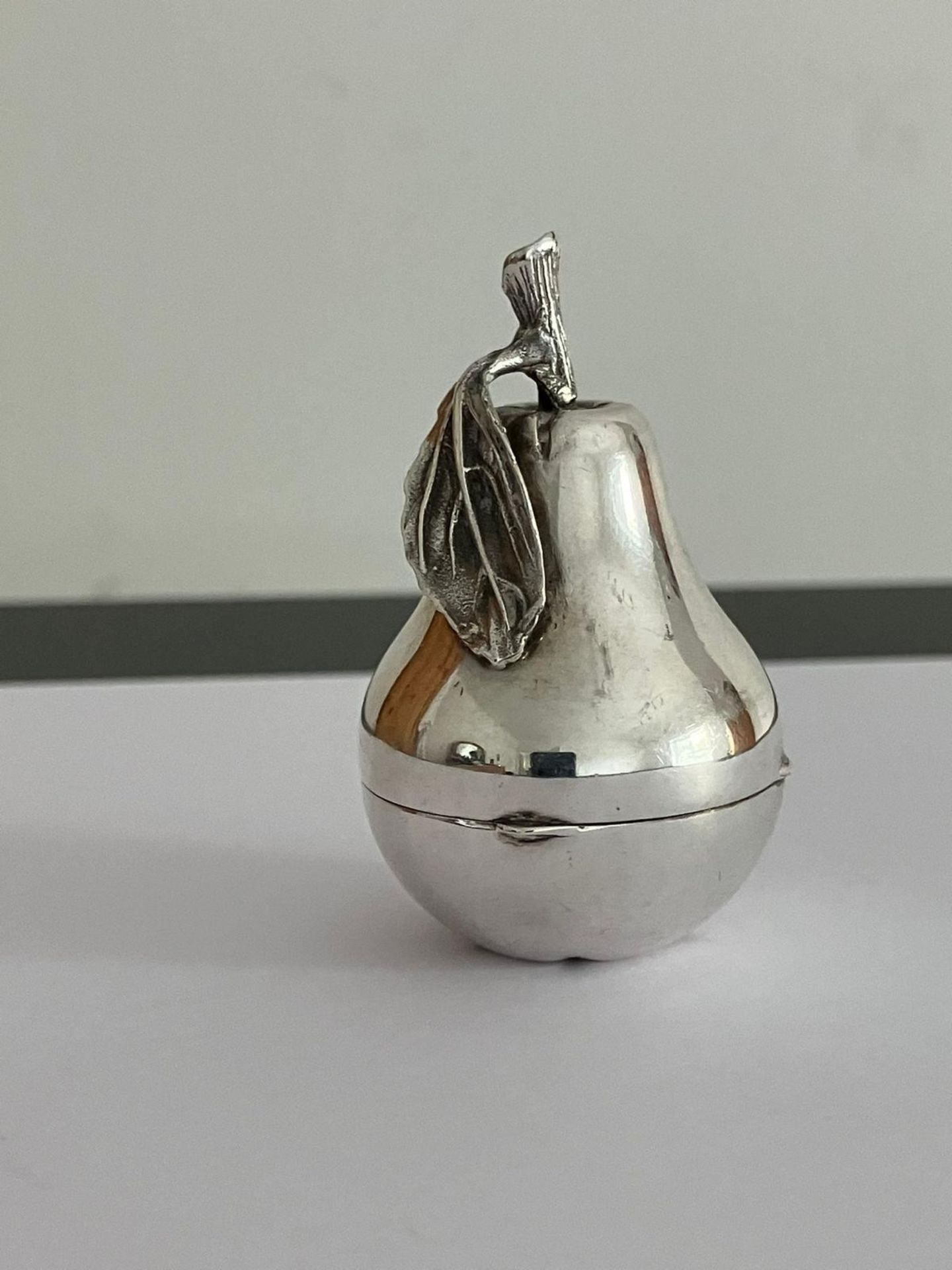 Unusual Vintage SILVER PILL BOX in the form of a PEAR. Hinge in perfect working order. Silver