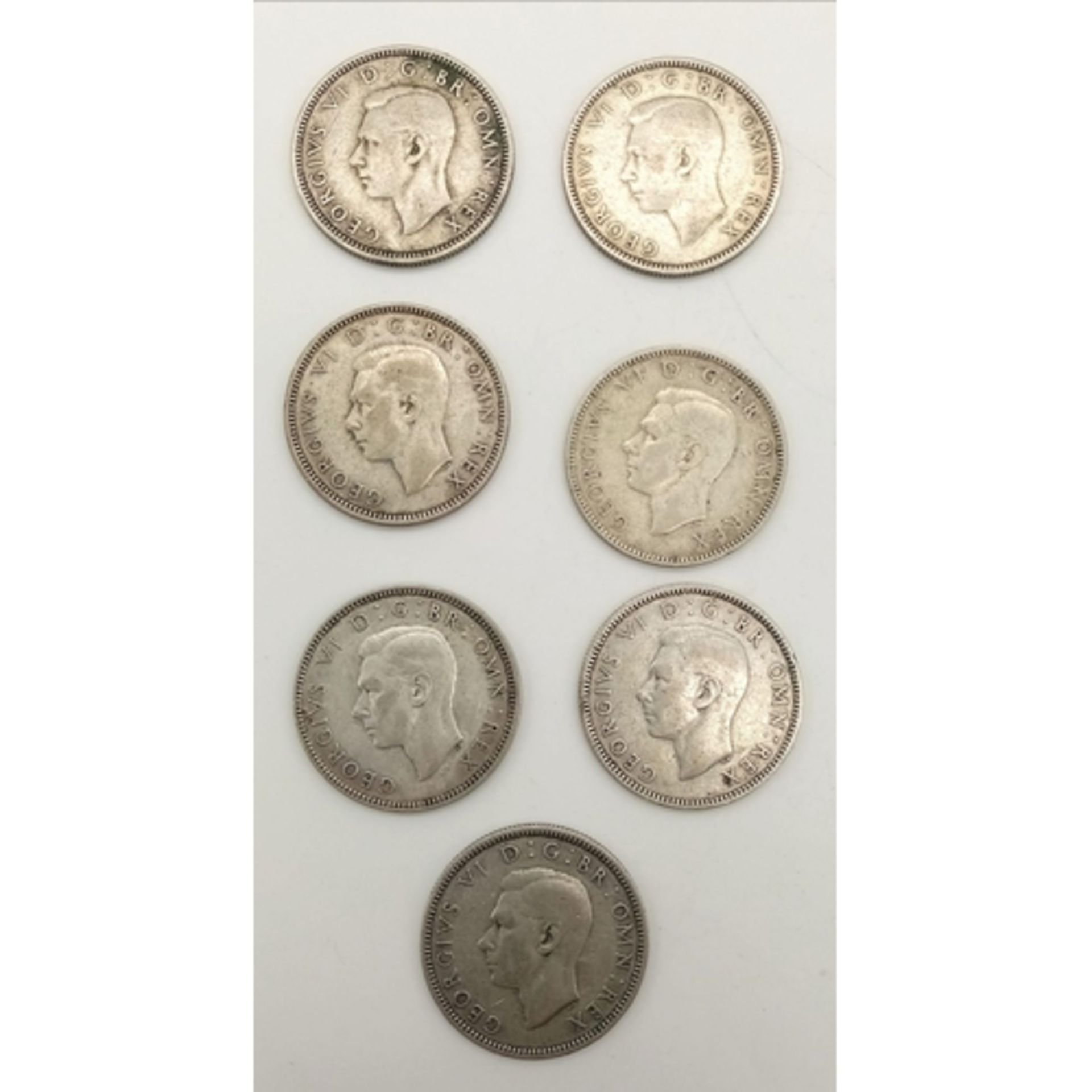 A Consecutive Run Date Set of 7 WW2 Period Silver Shillings Dates 1939-1945 Inclusive. All Fine to - Image 2 of 2