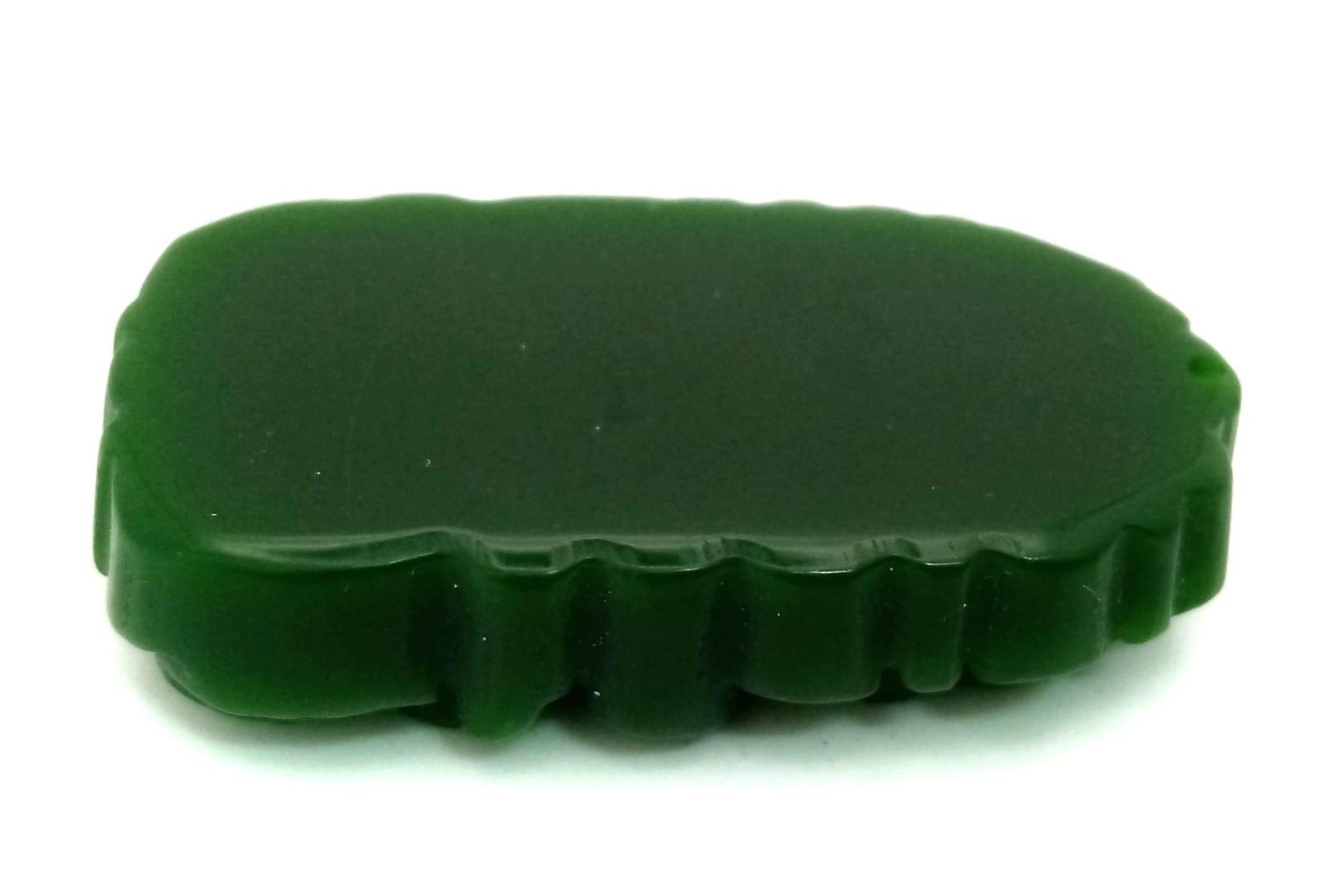 A Chinese Green Jade Dragon Pendant. 5cm. - Image 3 of 3