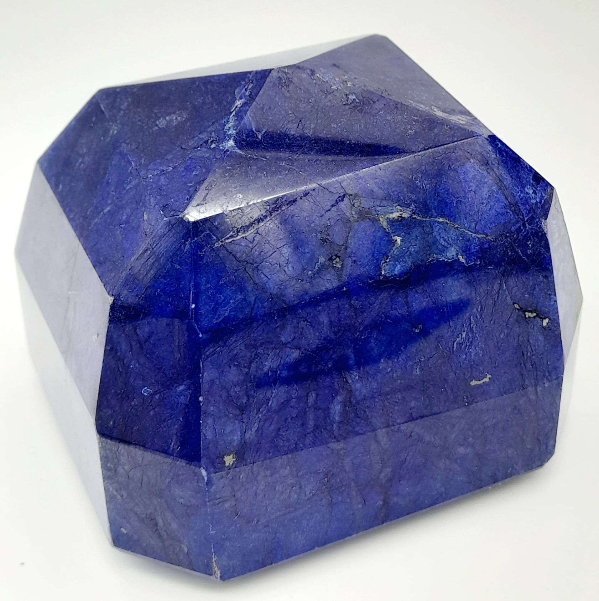 A 4230ct Rare Natural Blue Sapphire, Octagonal Shape. Comes Complete with GLI Certificate. - Image 4 of 8