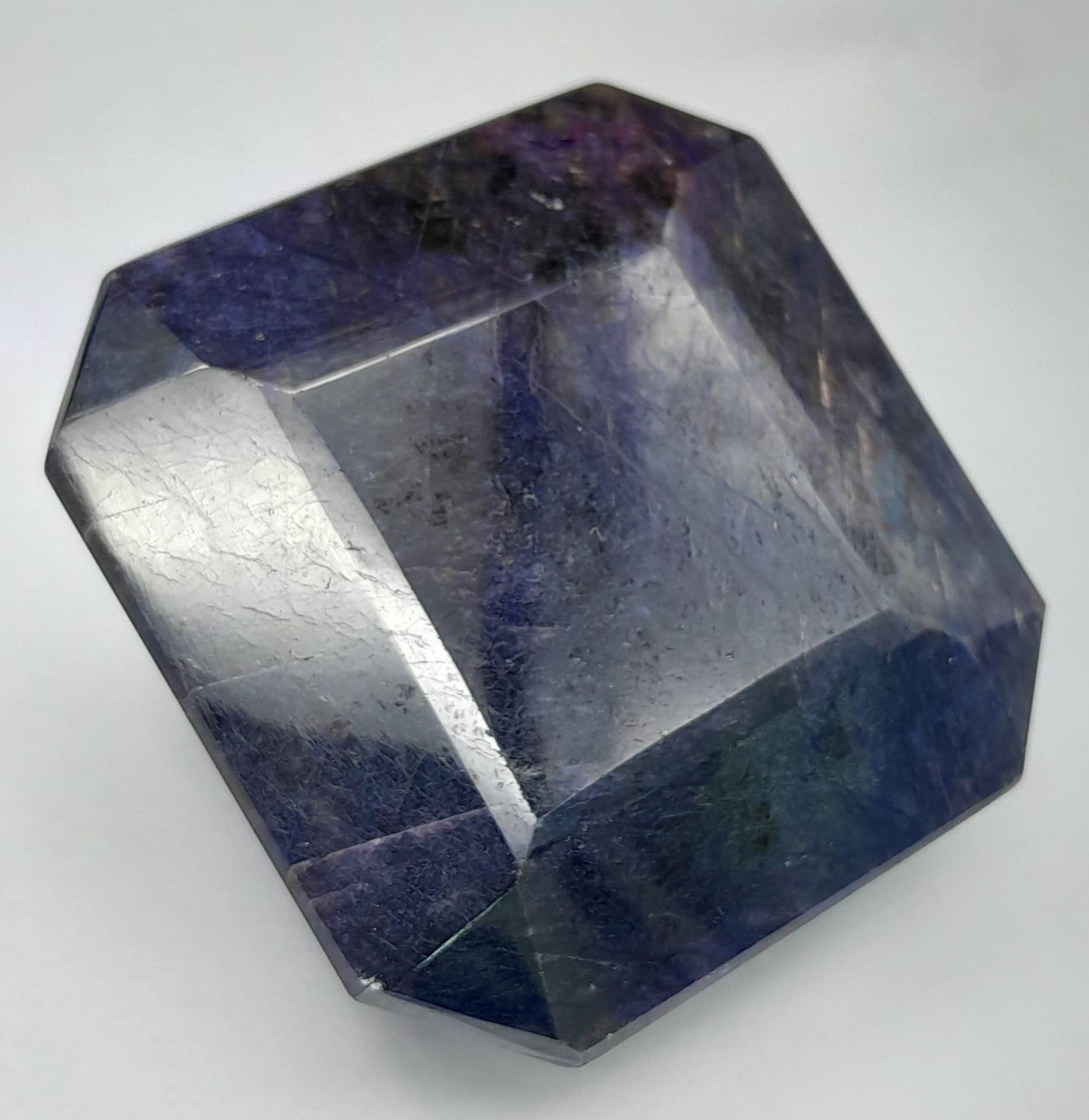 An Impressive 1223ct Faceted Blue Sapphire. Octagonal Shape. GRS Lab Certified.