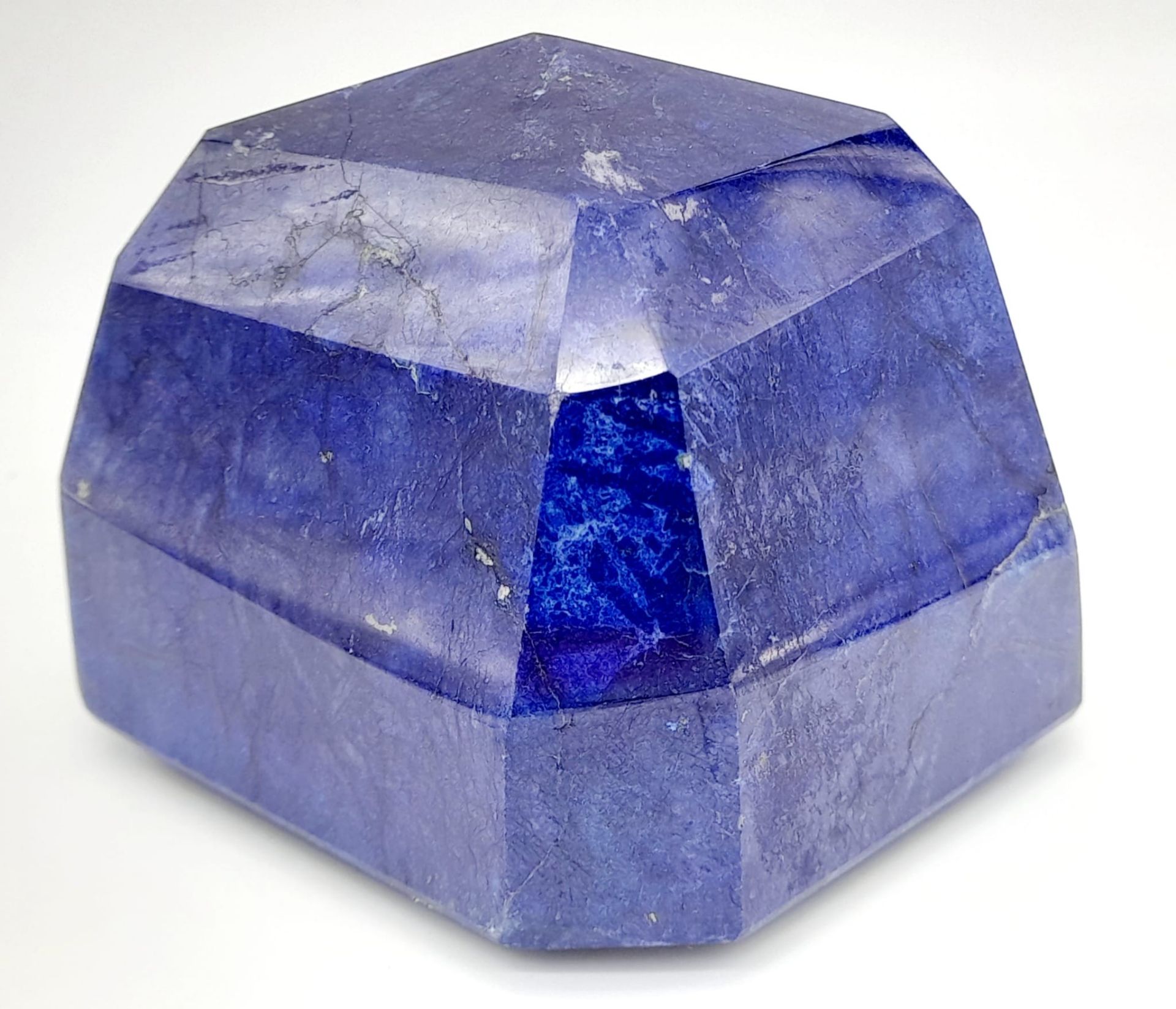 A 4230ct Rare Natural Blue Sapphire, Octagonal Shape. Comes Complete with GLI Certificate. - Image 8 of 8