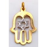 A 9K Yellow Gold and White Stone Star of David Hamsa Pendant. 3cm. 2.15g weight.