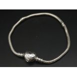 PANDORA MOMENTS STERLING SILVER BRACELET WITH HEART CLASP WEIGHT: 14.5G