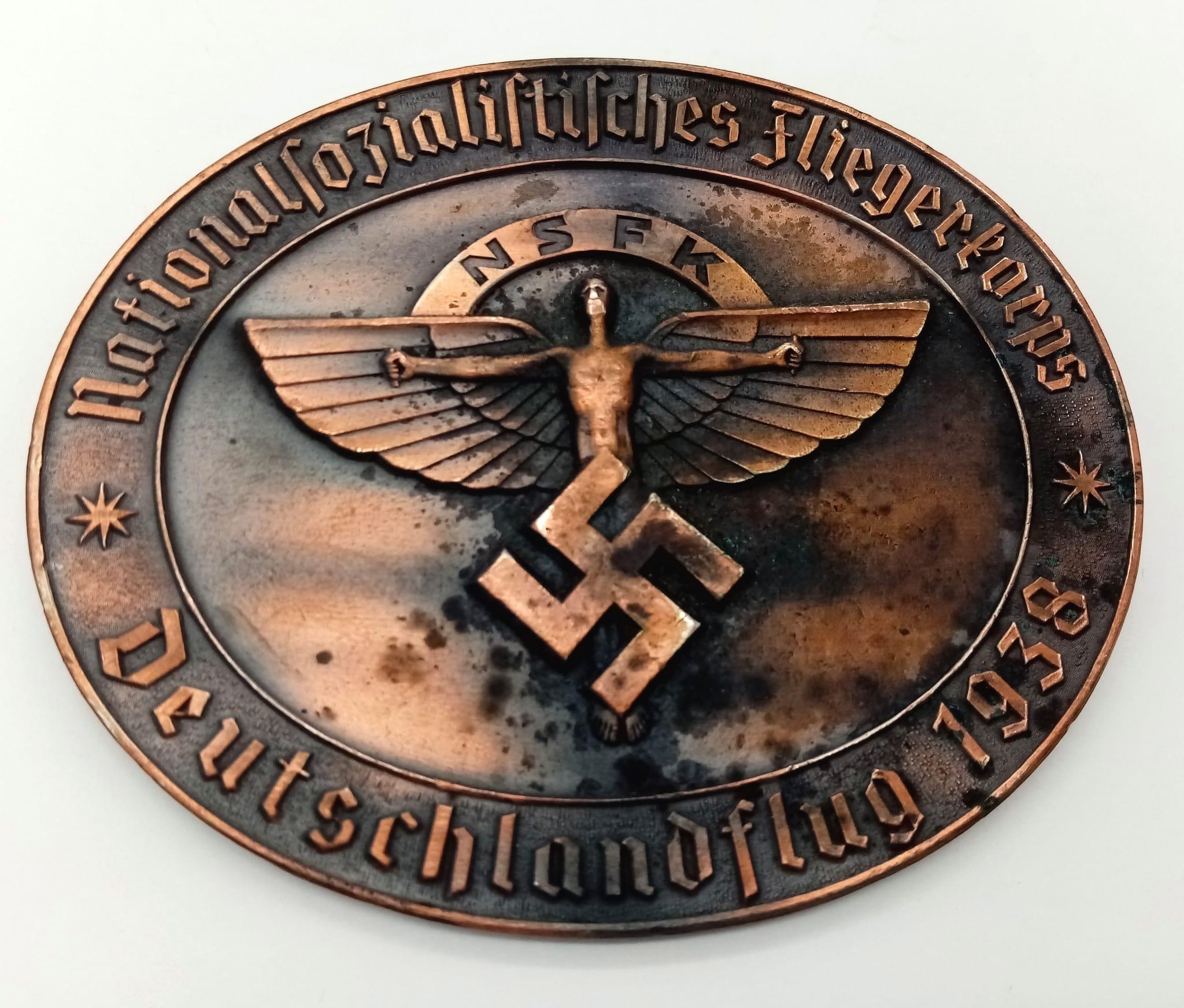 3 rd Reich N.S.F.K Deutschlandflug 1938 Bronze Plated Plaque, in its original presentation box. - Image 2 of 3