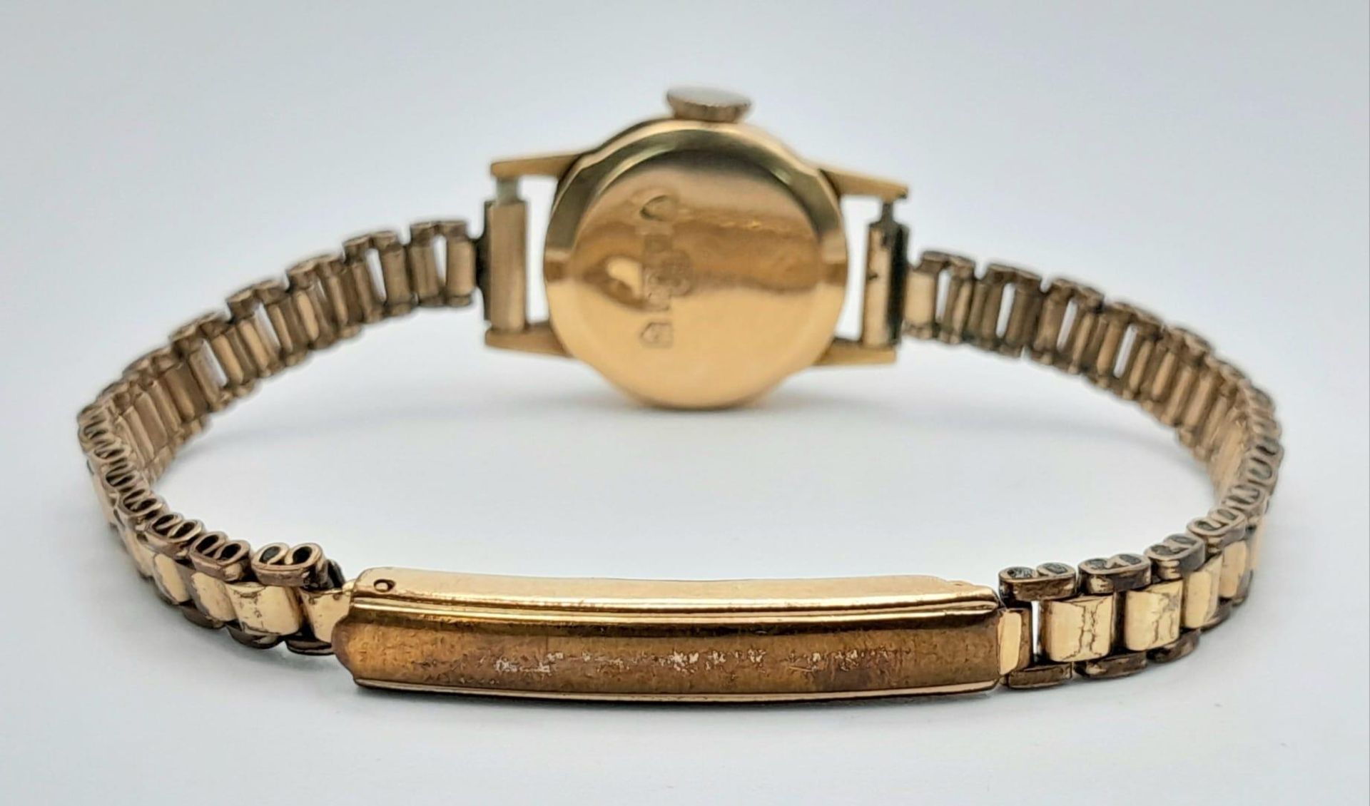 A Vintage 18K Gold Cased Mudo Ladies Watch. Rolled gold bracelet. 18k gold case. Mechanical - Image 3 of 6