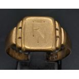 A VINTAGE 9K GOLD GENTS SIGNET RING WITH INITIALS FN . 5.4gms size U