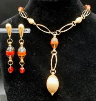 A Gorgeous Italian 18K Yellow Gold and Murano Glass Necklace and Drop Earring Set. Elongated oval