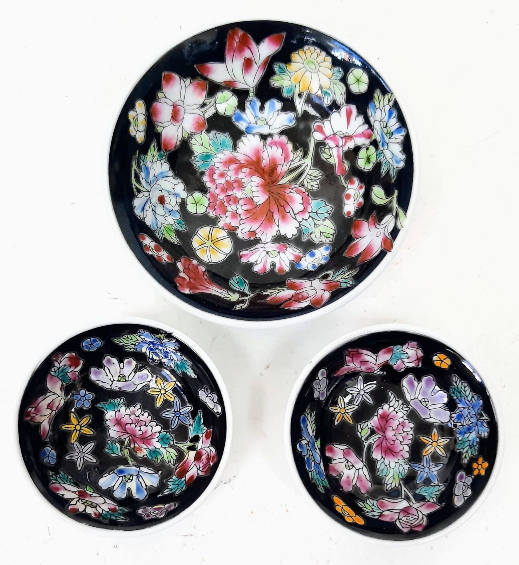 A Selection of Seven Mid-19th Century Chinese Sauce Bowls/Dishes. - Bild 7 aus 9