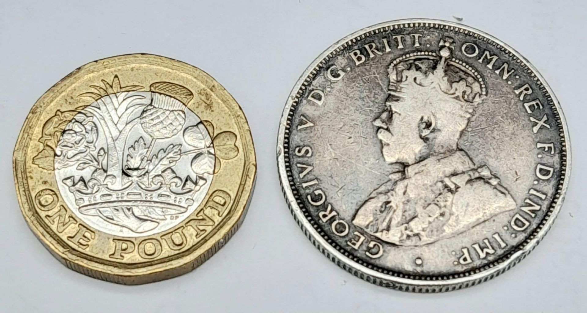 A Scarce 1911 Australian Florin Silver Coin. KM27. - Image 2 of 2