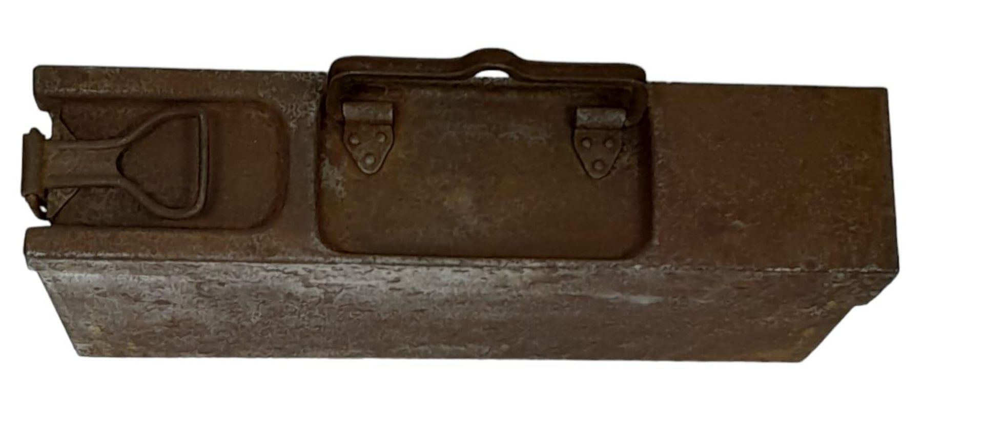 WW1 German M9-08 Ammo Tin Dated 1917. - Image 2 of 5