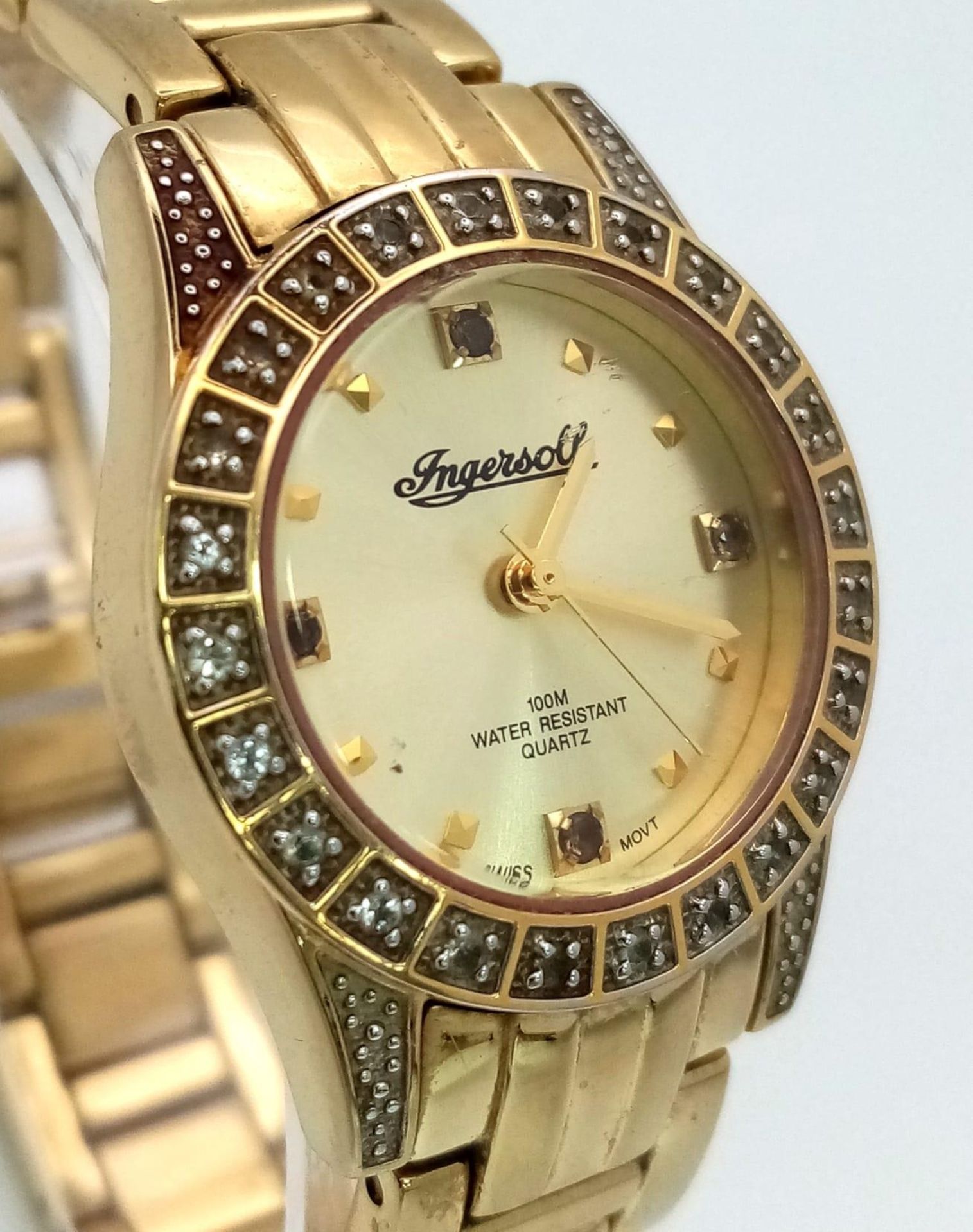 An Ingersoll Gold Plated Ladies Quartz Watch. Gold plated bracelet and case - 28mm. Gold tone dial - Image 3 of 5