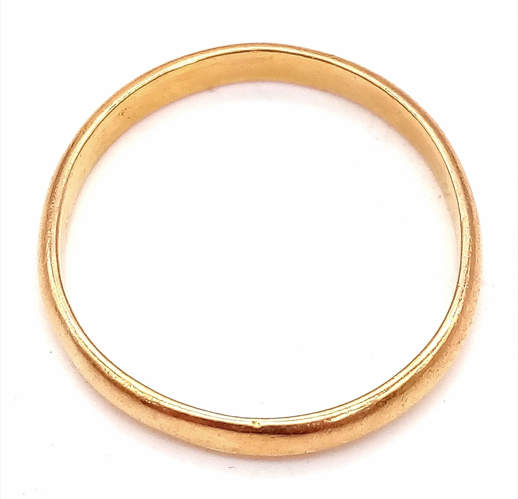 A 22k Yellow Gold Band Ring. Size O. 2.1g weight. Full UK Hallmarks. - Bild 3 aus 4