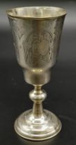 AN ANTIQUE SILVER RUSSIAN KIDDUSH CUP , HAND ENGRAVED . 44.5gms 10cms