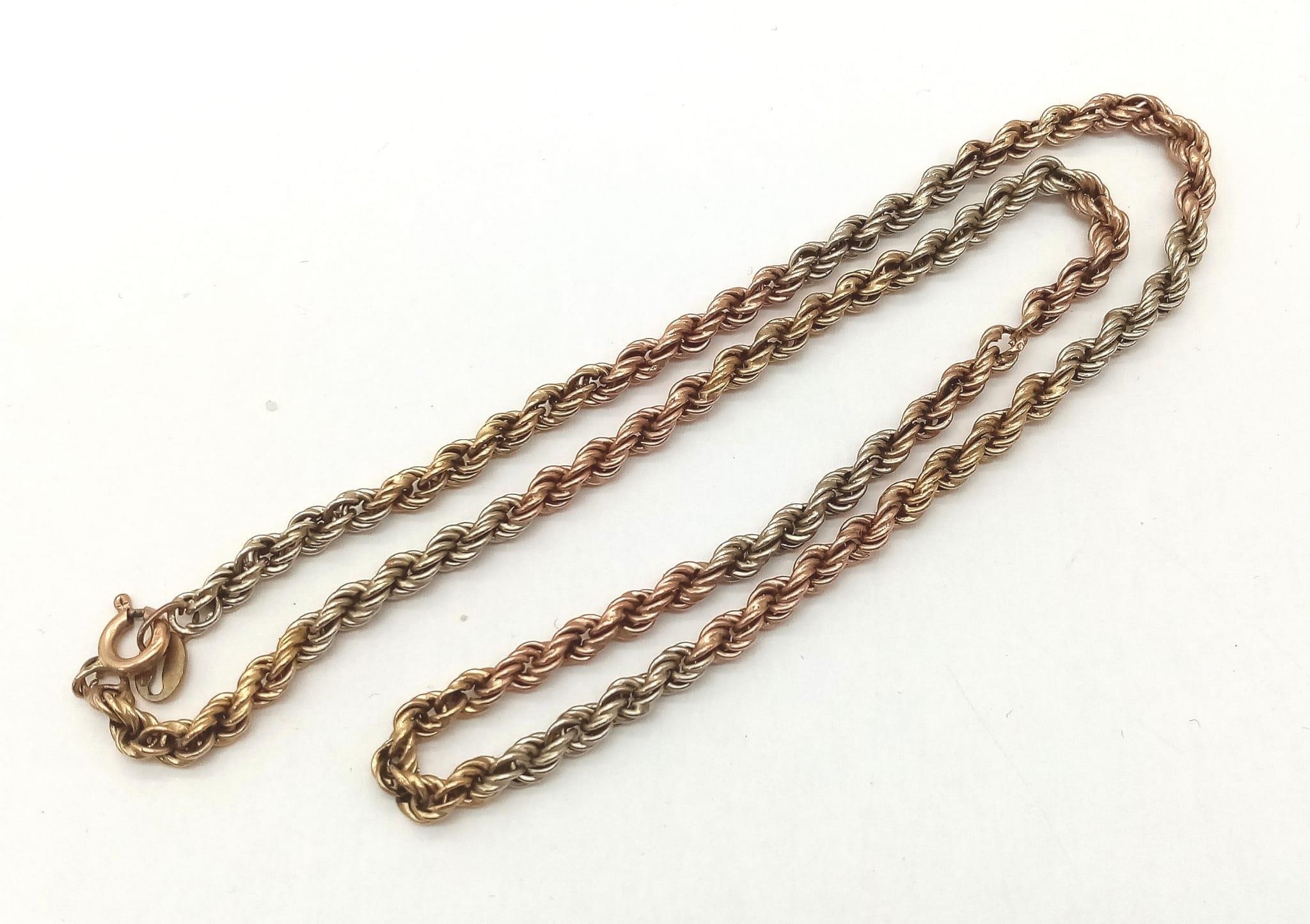 A 3 COLOURED 9K GOLD TWIST NECK CHAIN . 4.7gms 40cms - Image 2 of 4