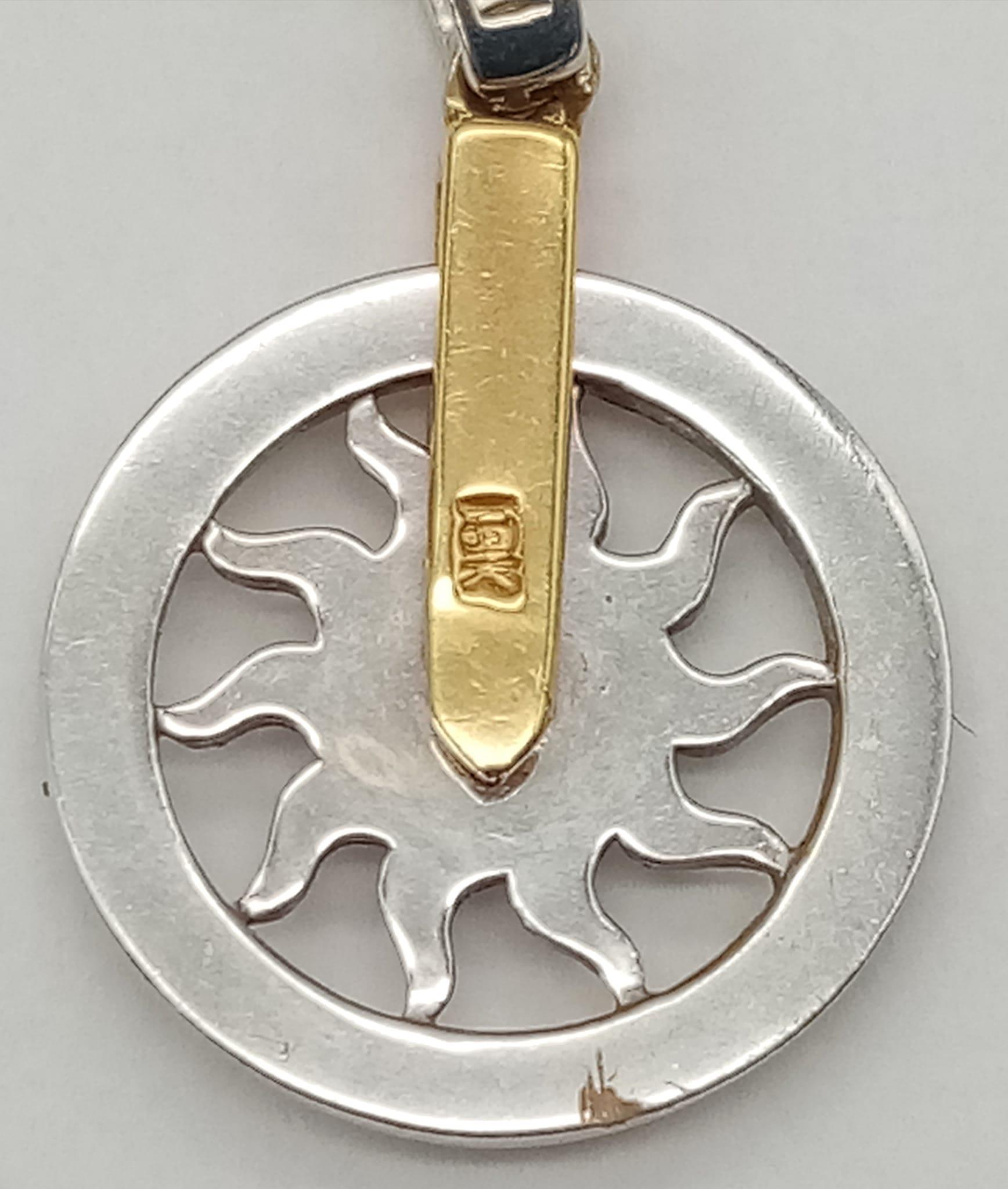 An 18 K white gold chain necklace with a BULGARI 18 K white and yellow gold pendant carrying six - Image 4 of 6