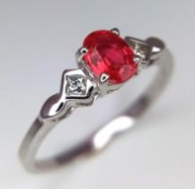 18K WHITE GOLD DIAMOND & RUBY RING. TOTALW WEIGHT 2G. SIZE N