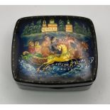An Excellent Condition Vintage Russian Hand Decorated Trinket Box 7x6x2.5cm.