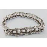 A very masculine sterling silver BIKER'S CHAIN bracelet. Length: 22 cm, weight: 62.7 g. A piece of