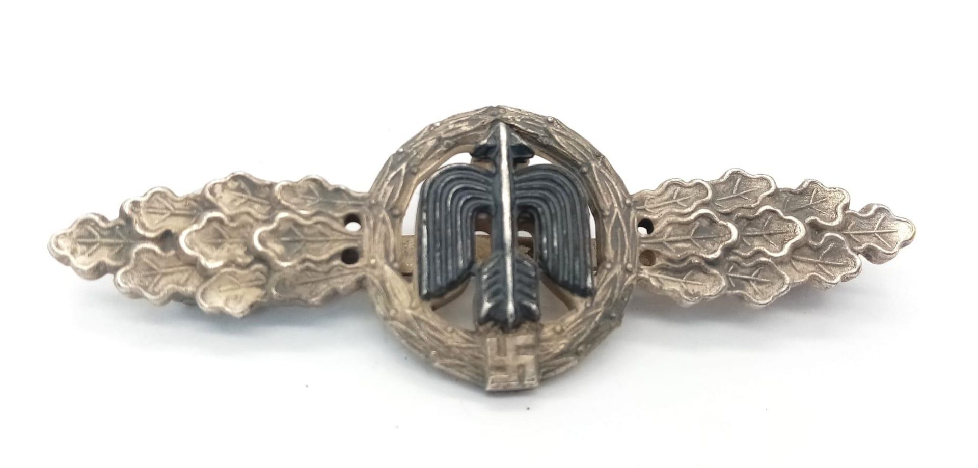 A WW2 German Luftwaffe Silver Grade Front Flyers Clasp for Short Range Night Fighter crew. Unmarked.