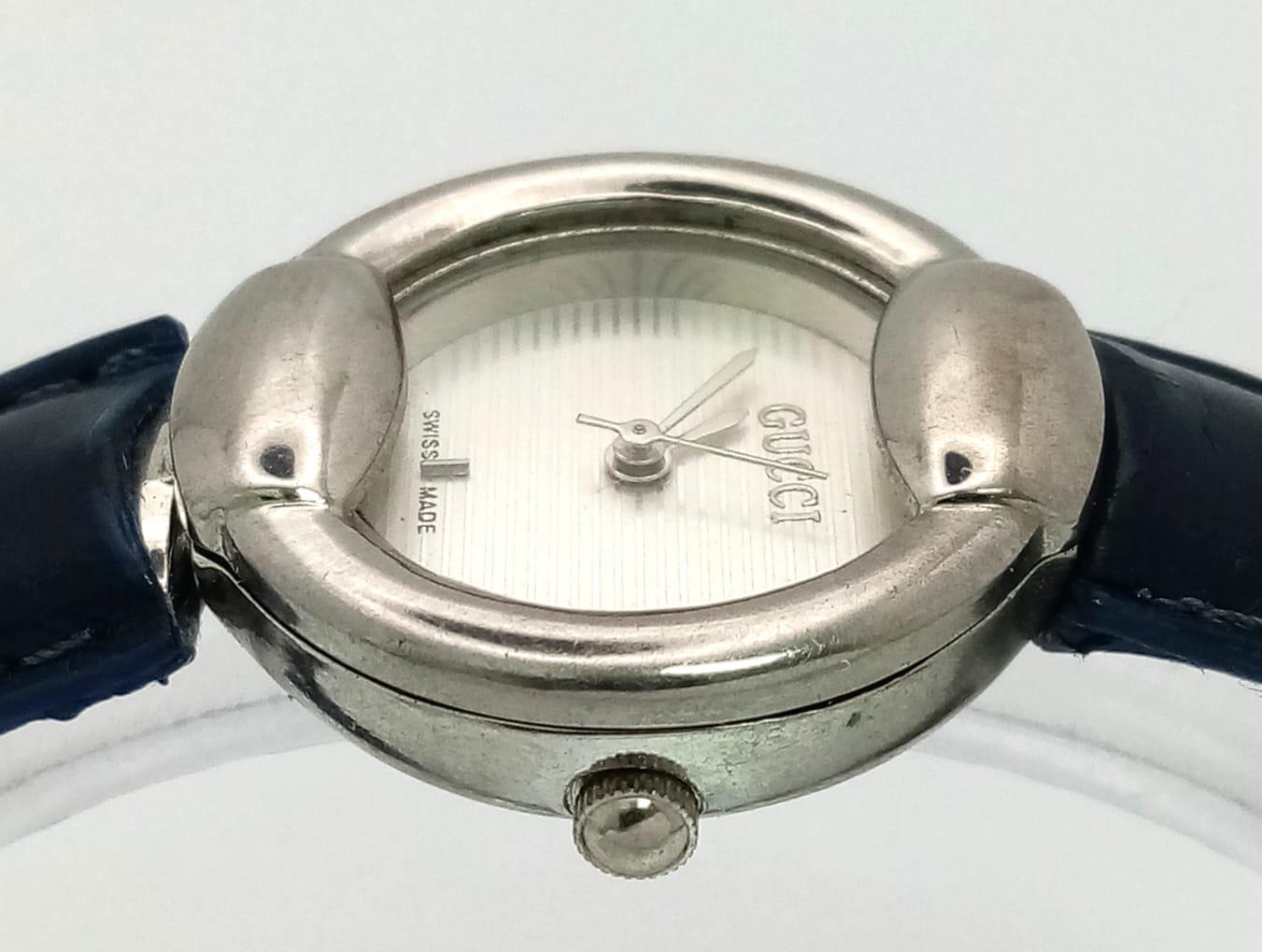 A Designer Gucci Quartz Ladies Watch. Blue leather and steel bracelet. Circular stainless steel case - Image 4 of 6