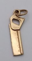 9K YELLOW GOLD SAW CHARM WEIGHT: 0.9G