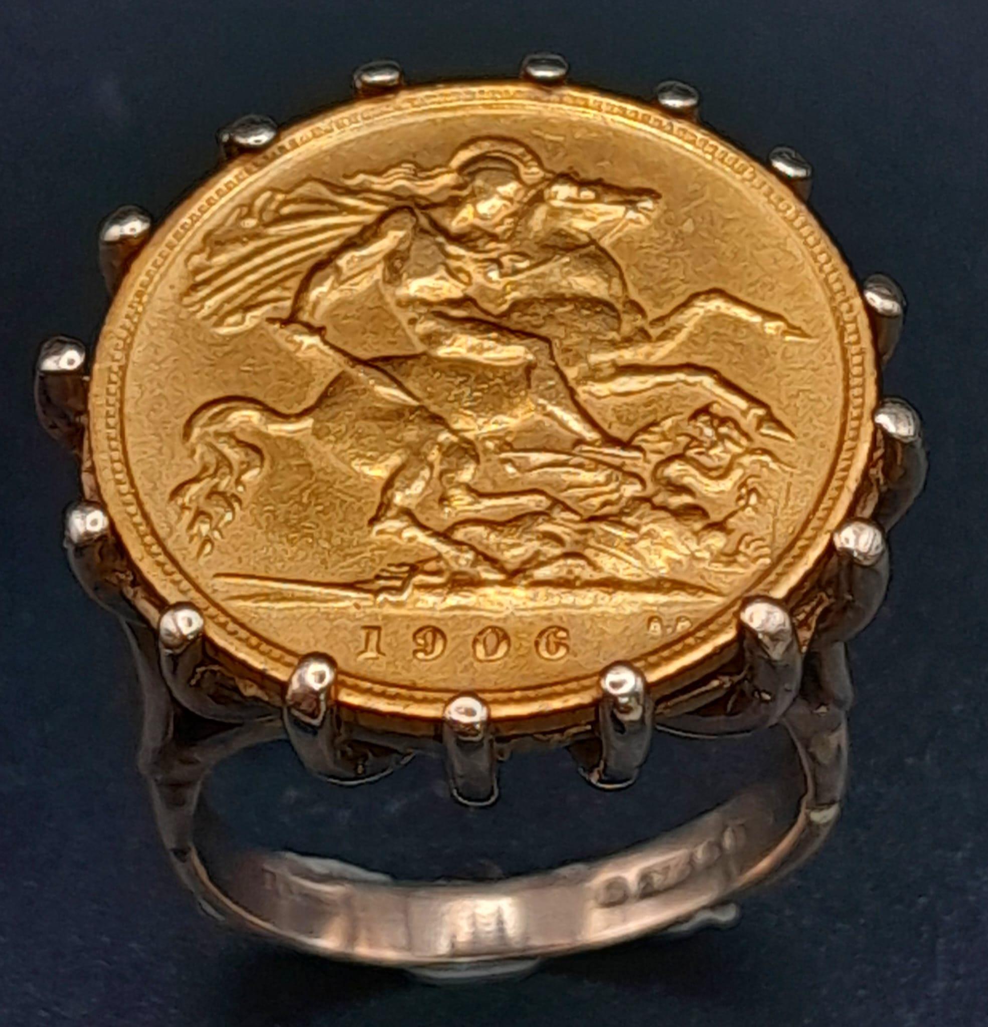 A 9 K yellow gold ring with a sovereign 1906. Ring size: L, weight: 9.6 g