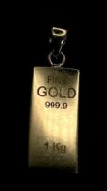 9K YELLOW GOLD INGOT BAR OF GOLD CHARM WEIGHT: 1.5G LENGHT: 1.5CM