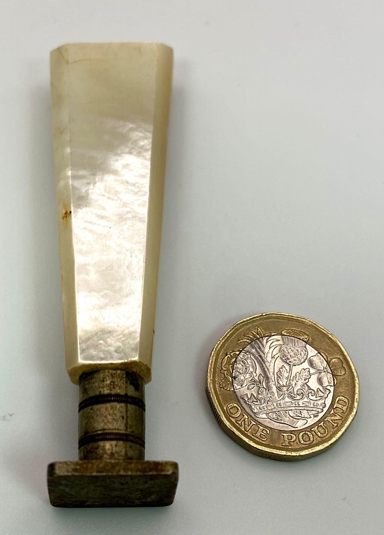 An Excellent Condition 19th Century Antique Opalite/Agate Brass Seal. Size: 8cm - Image 4 of 4