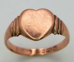 AN ANTIQUE GEORGE II 9K ROSE GOLD, LOVE HEART SIGNET RING. Hallmarked in 1737. Size P, 2.2g total