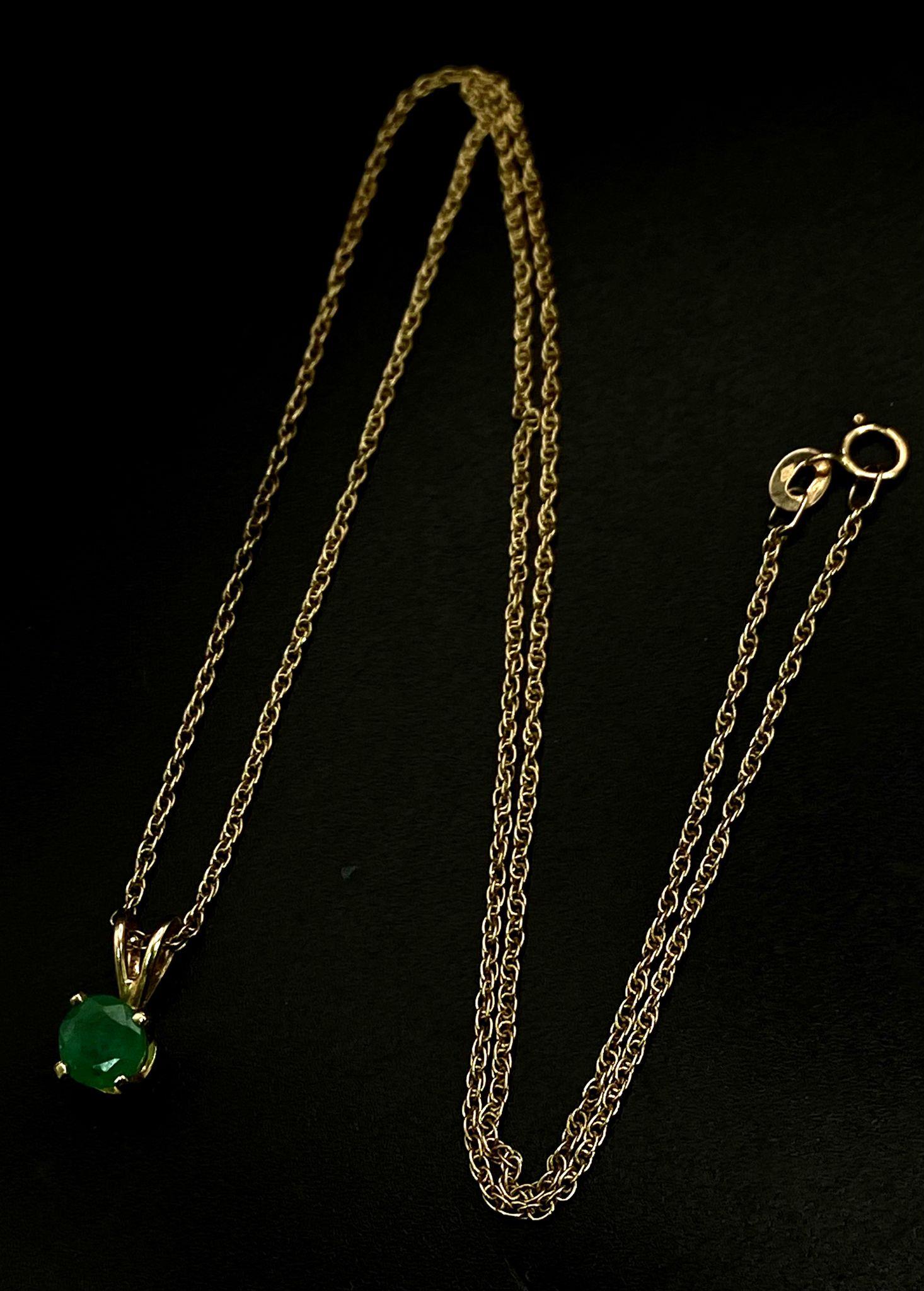 A 14k Yellow Gold Emerald Pendant on a 14k Yellow Gold Necklace. 12mm and 46cm. 2.53g total weight. - Image 3 of 6