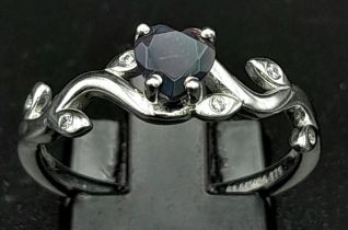 A 9K WHITE GOLD DIAMOND AND HEART SHAPED IRIDESCENT STONE RING 2.2G SIZE N