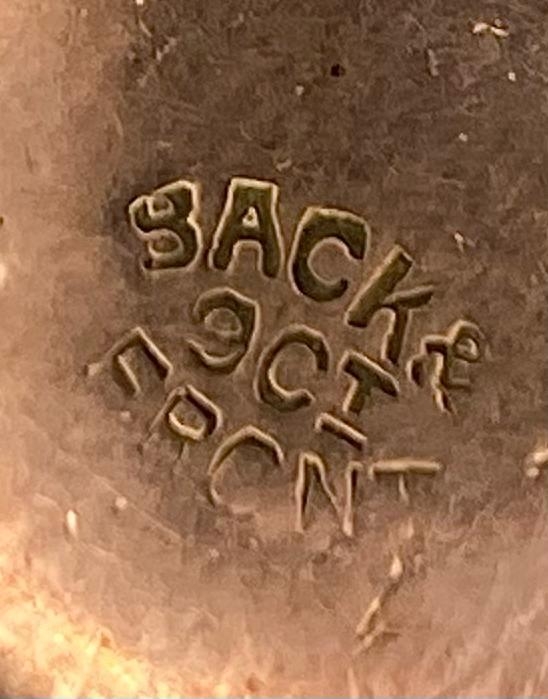 A Vintage 9K Rose Gold Back and Front Locket. 28mm. 3.8g total weight. - Image 5 of 5