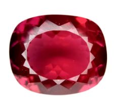 A 27ct Pink/Red Oval Cut Kunzite Gemstone. Well faceted with no visible marks or inclusions. No