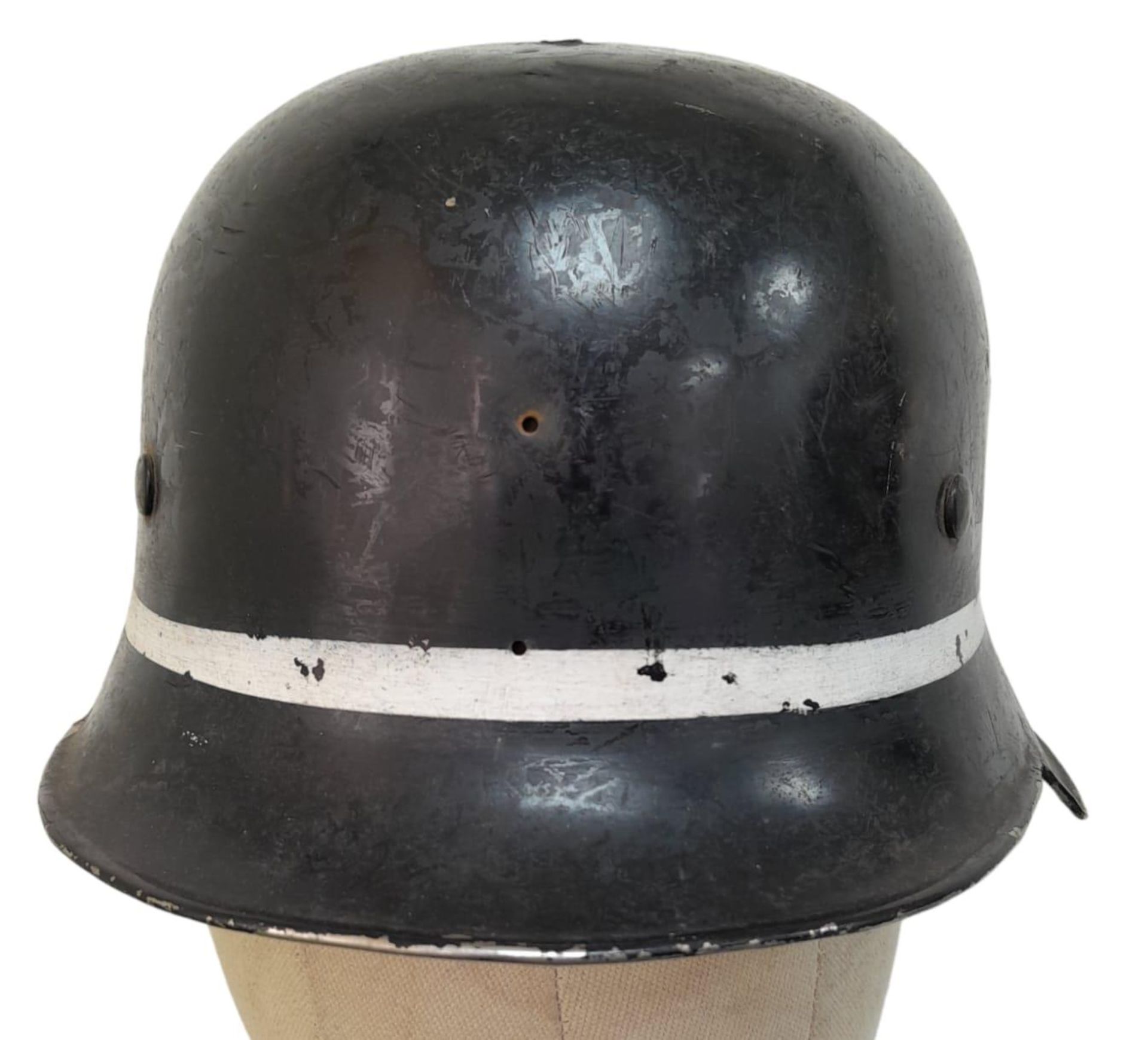 WW2 German Luftwaffe Crash Tender Crew Helmet. - Bild 2 aus 6