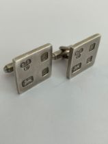 Pair of Vintage SILVER CUFFLINKS, Consisting chunky SILVER square with hallmark displayed to face.