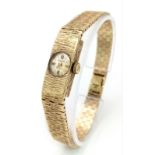 A Vintage Accurist 17 Jewel 9k Gold Ladies Watch. 9k gold bracelet and case - 11mm width. 26.15g