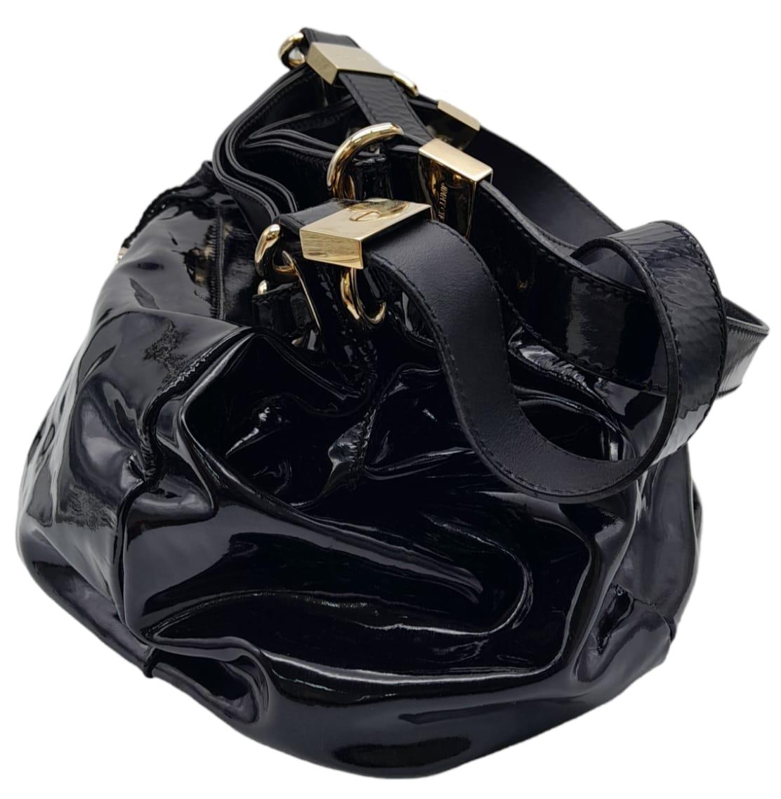 Jimmy Choo Black Patent Leather Handbag. Gorgeous feel to this handbag. Double strapped, with - Image 4 of 11