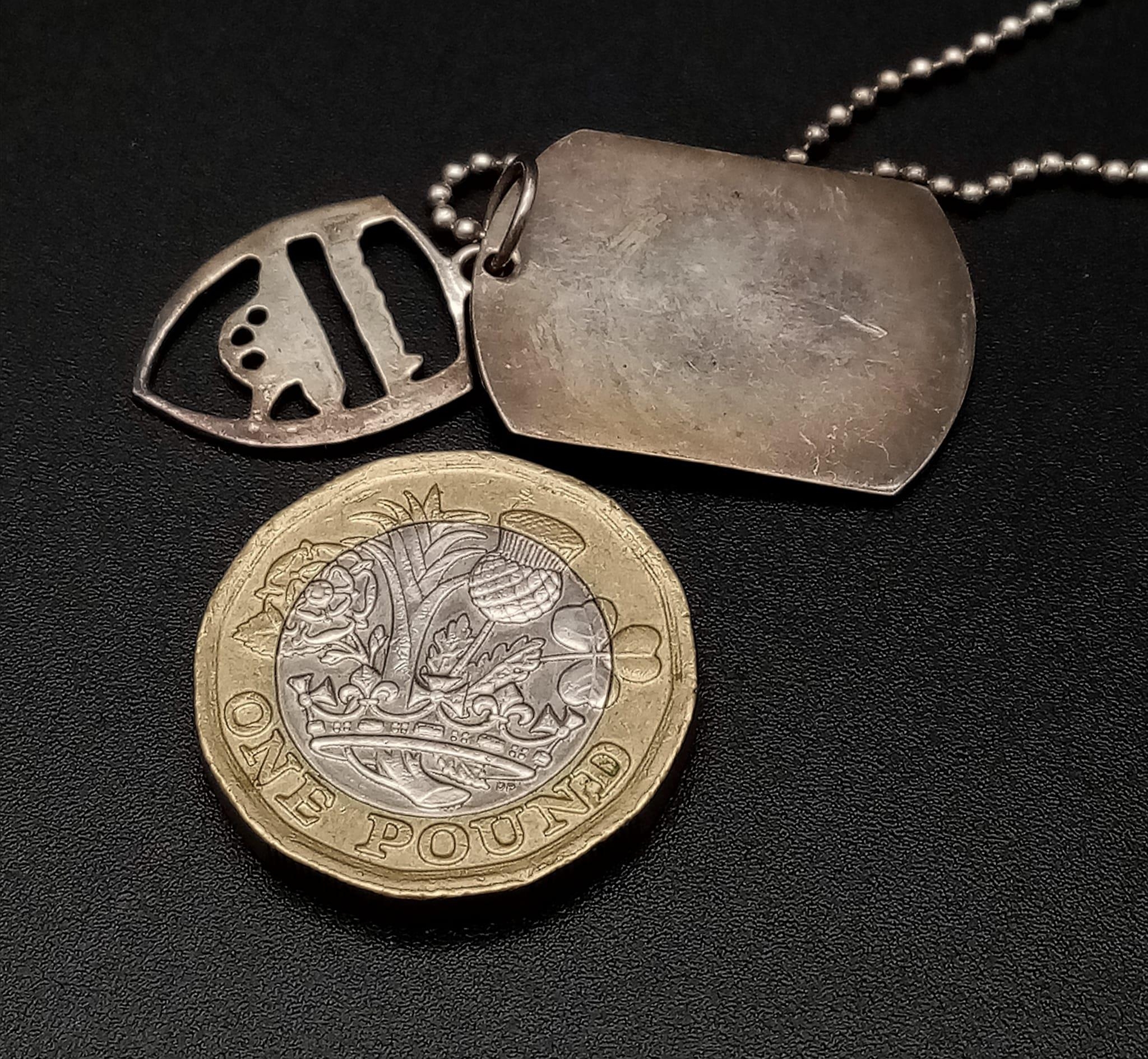 A Vintage Arsenal Silver Pendant and Tag on a Silver Necklace. 3.5cm and 44cm. - Image 3 of 6