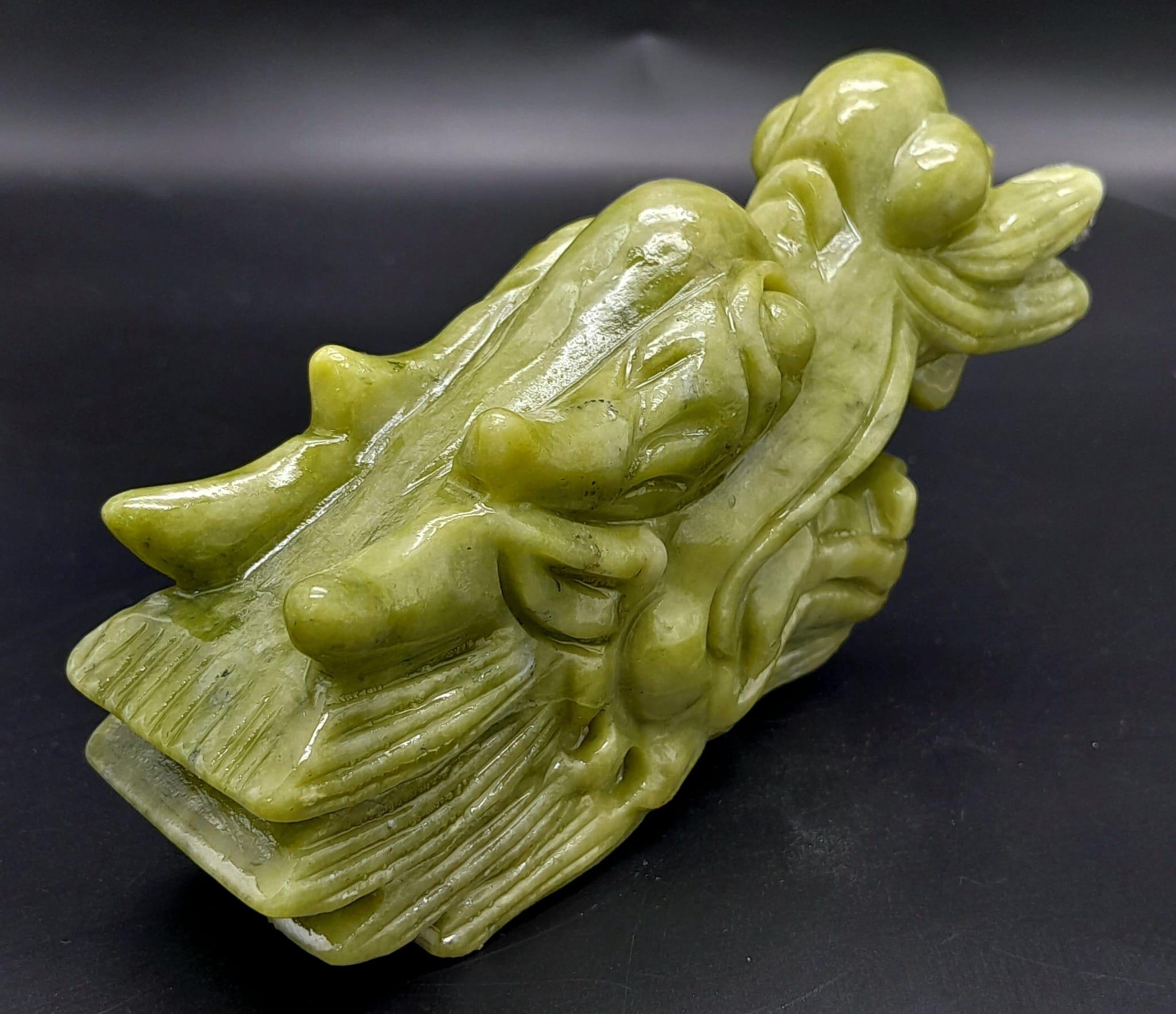 A Chinese Green Jade Dragon's Head Figure. The perfect ornament.... Or paperweight. 15cm x 8cm. 570g - Image 2 of 6