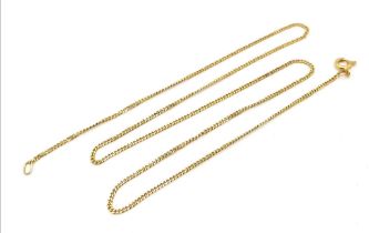 An 18K Yellow Gold Small Curb Link Necklace. 44cm. 3.4g weight.