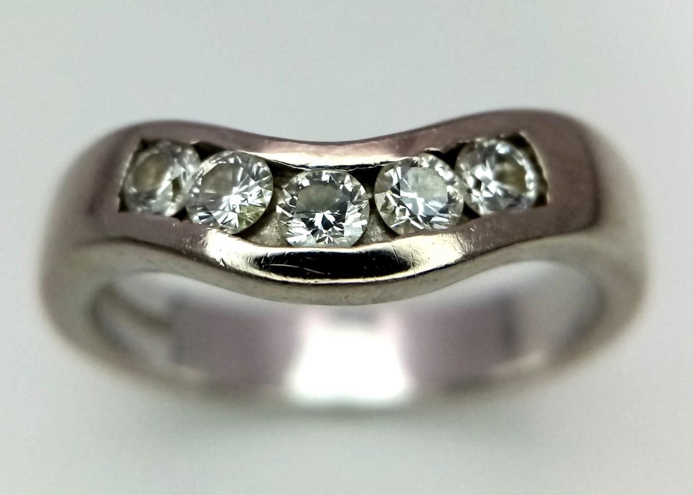An 18K White Gold Five Stone Diamond Ring. 0.25ctw. Size M. 5.65g total weight. Ref: 14436 - Image 2 of 4