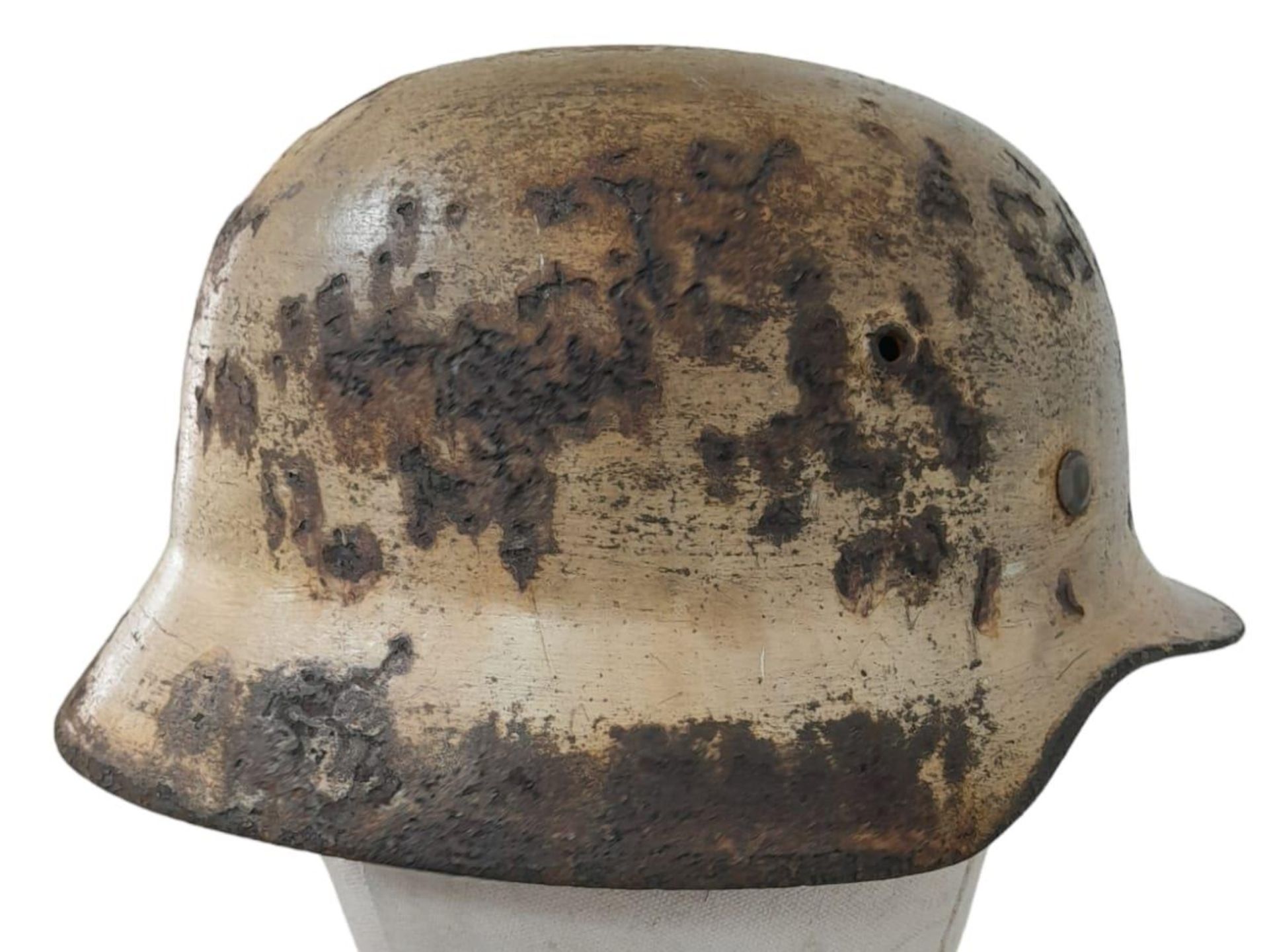 WW2 German M35 Helmet in Winter Camouflage. - Bild 5 aus 6