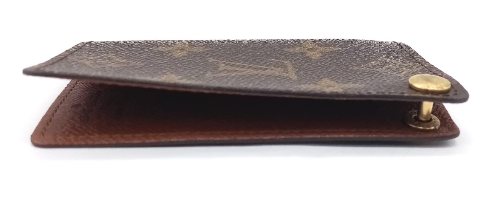 A Louis Vuitton Monogram Card Holder. Pebbled leather exterior, press stud closure. Brown leather - Image 3 of 7
